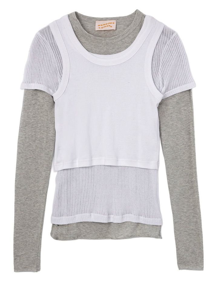 CaRouseLamBRa（ ジャック・オブ・オール・トレーズ）の、ロンTにショート丈タンクとリブTシャツを重ねた3枚セットトップス。