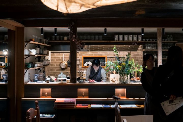 飲食棟「火」。