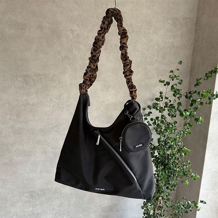 しまむらのトートバッグ（おなつ）