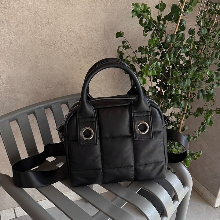 しまむらのハンドバッグ（おなつ）