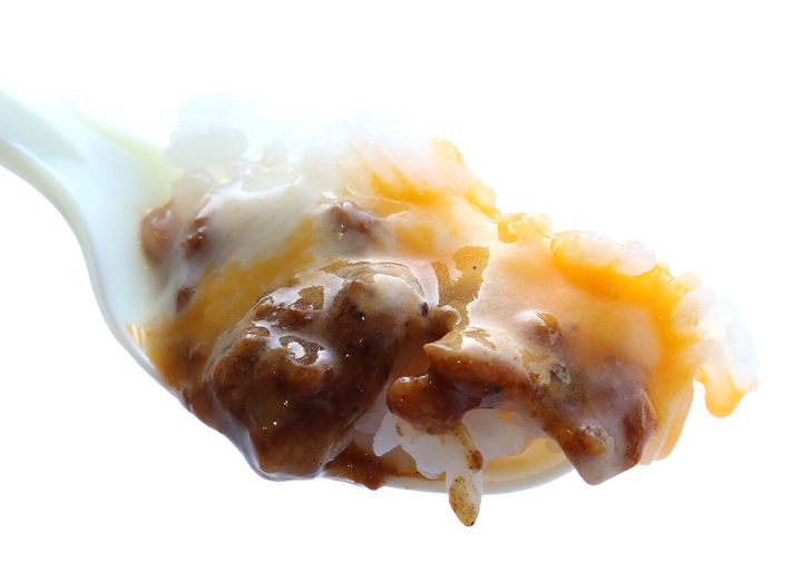 MOKUBAZA監修 とろ～っと卵黄ソースとチーズソースのキーマカレー実食