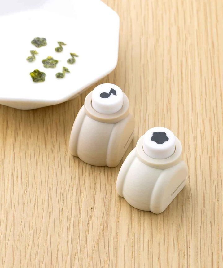 画像1: 出典：3COINS