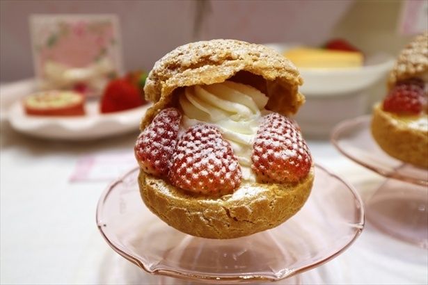 苺シュークリーム(サードシュガー) 1個570円 ※2月28日(土)まで