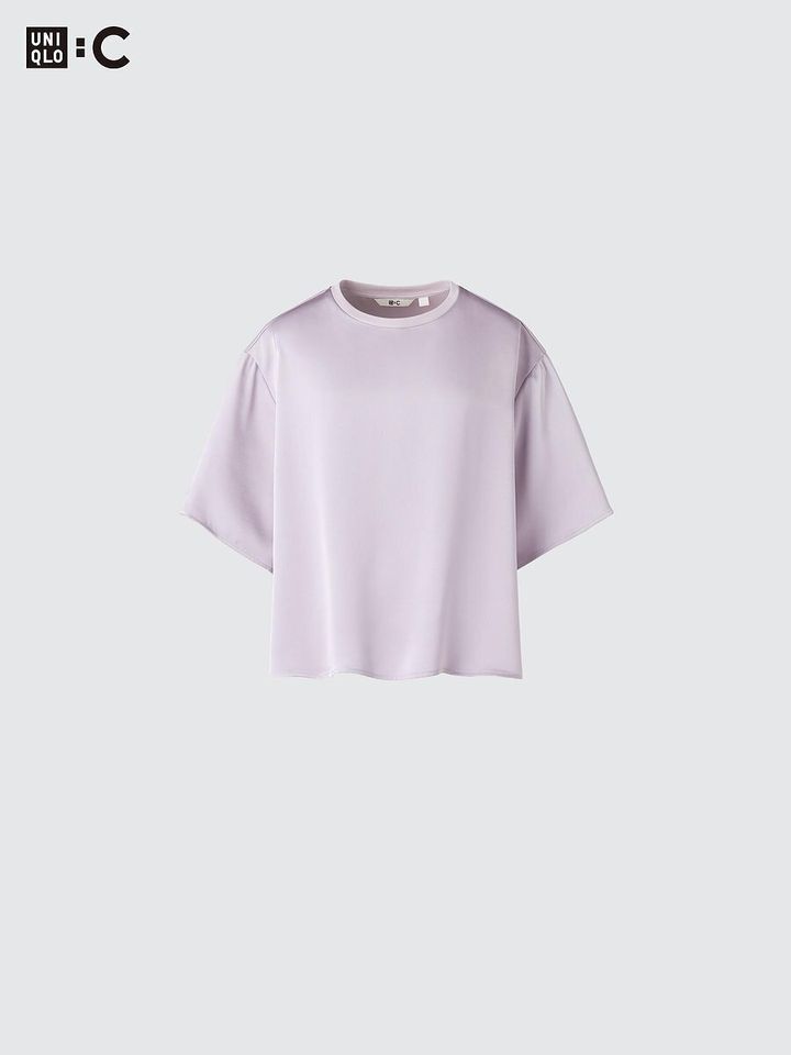 ユニクロのサテンオーバーサイズショートブラウス