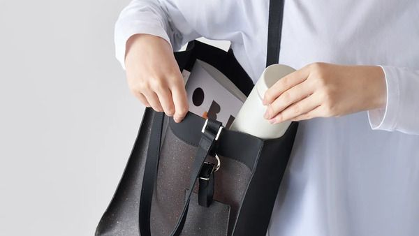 PVCに革の端材を練り込んだ新素材「OBRO」誕生！1stプロダクトをクラファンで販売中