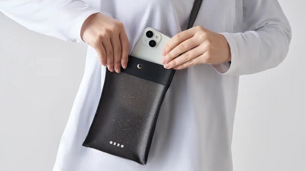 PVCに革の端材を練り込んだ新素材「OBRO」誕生！1stプロダクトをクラファンで販売中