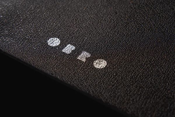 PVCに革の端材を練り込んだ新素材「OBRO」誕生！1stプロダクトをクラファンで販売中