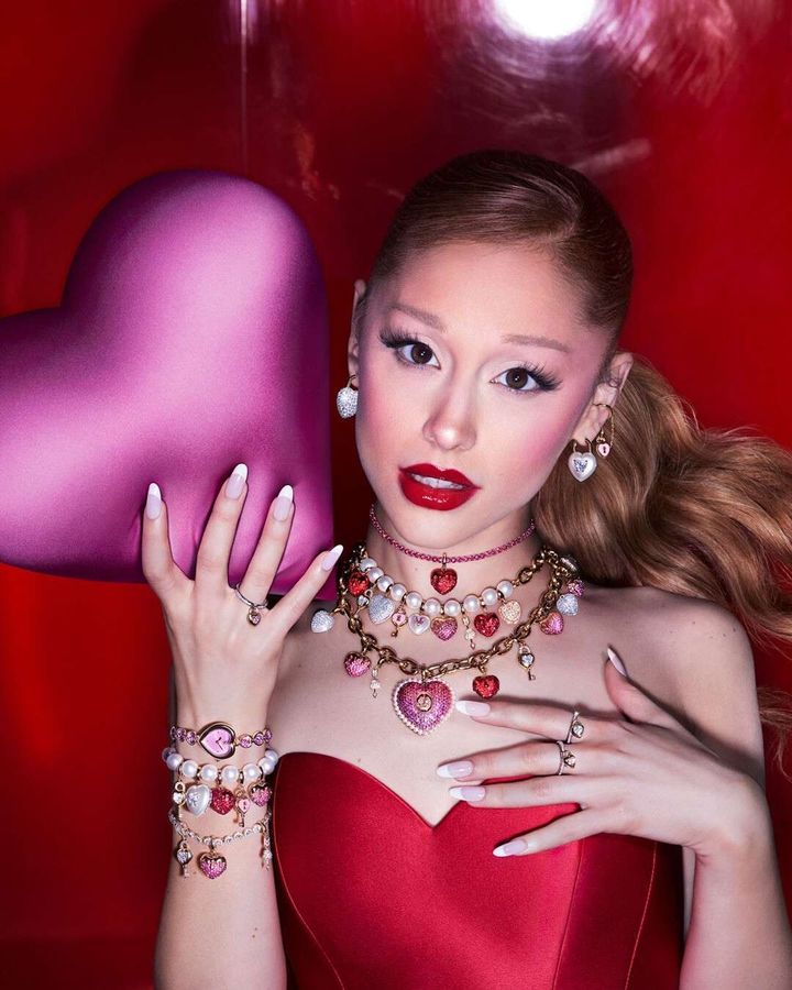 アリアナ・グランデを起用したキャンペーンビジュアル