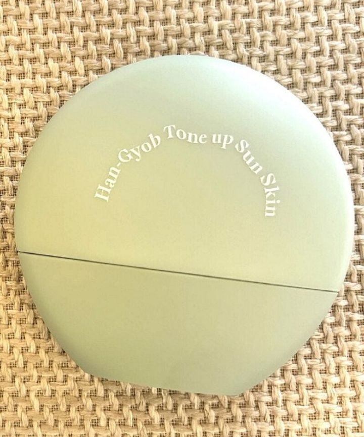 KAHI ハンギョプトーンアップサンスキン グリーン SPF50＋・PA+++＋ 40mL 3200円