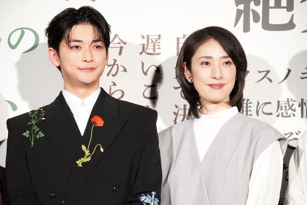 『クスノキの番人』の初日舞台挨拶が行われた