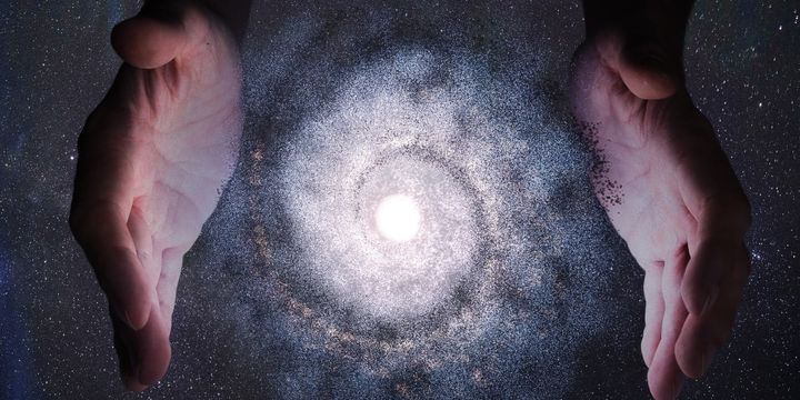 「縮む物質」が宇宙論に投げかける問い