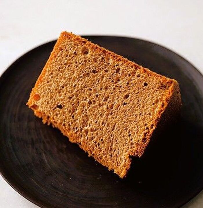 シフォン型で焼くと美味しい！紅茶香る「ミルクティーシフォンケーキ」の作り方。スパイスを加えるのもおすすめですよ♪