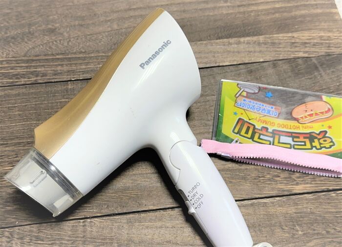 『お菓子袋×100均』で爆かわポーチが誕生♡縫わずに簡単に作れちゃいました！