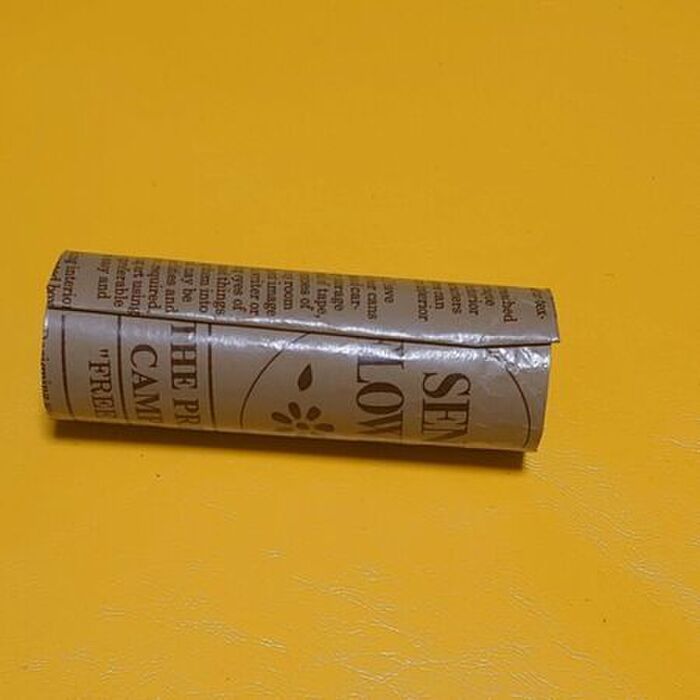 切り込みを入れるだけ！『トイレットペーパーの芯』が冬のお助けアイテムに早変わり♪