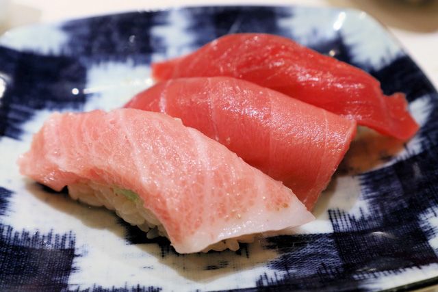 まぐろ、トロの握り