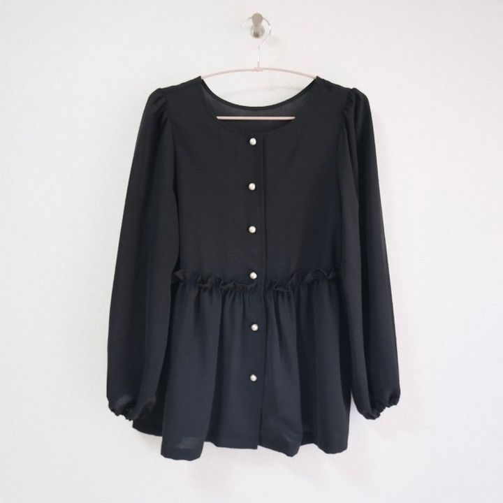 しまむらのペプラムブラウス（Yuiko）