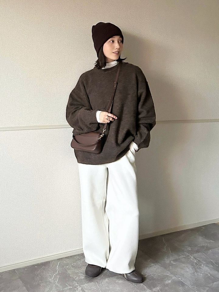 白パンツのコーデ4