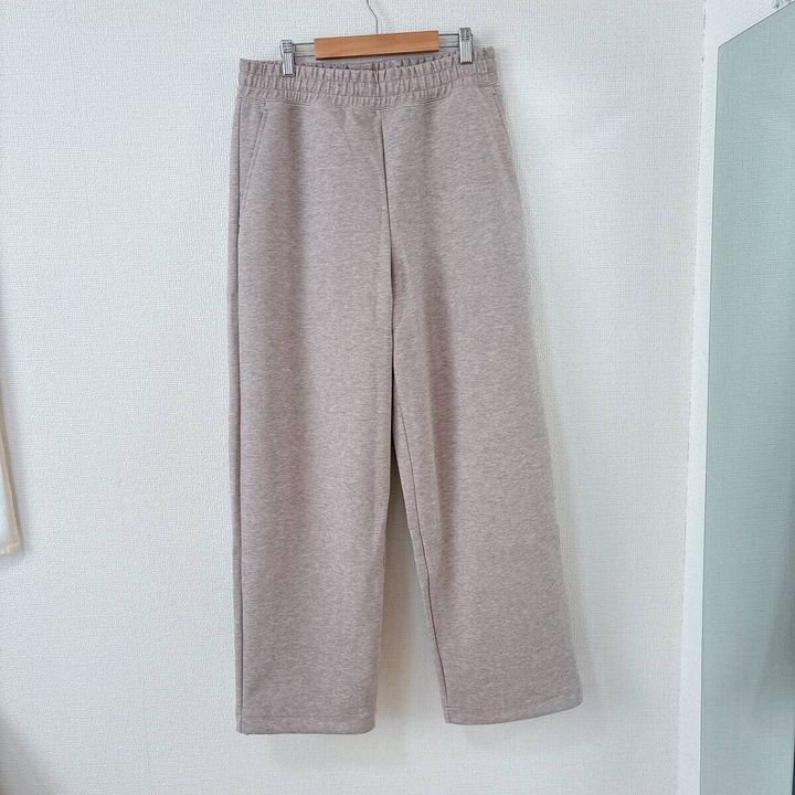ユニクロスウェットワイドパンツ BEIGE