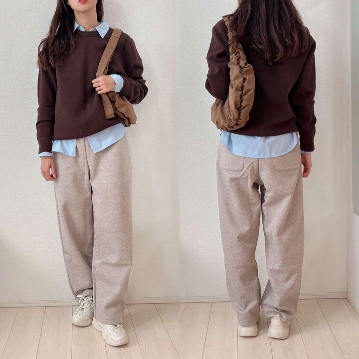 ユニクロスウェットワイドパンツとシャツレイヤードコーデ