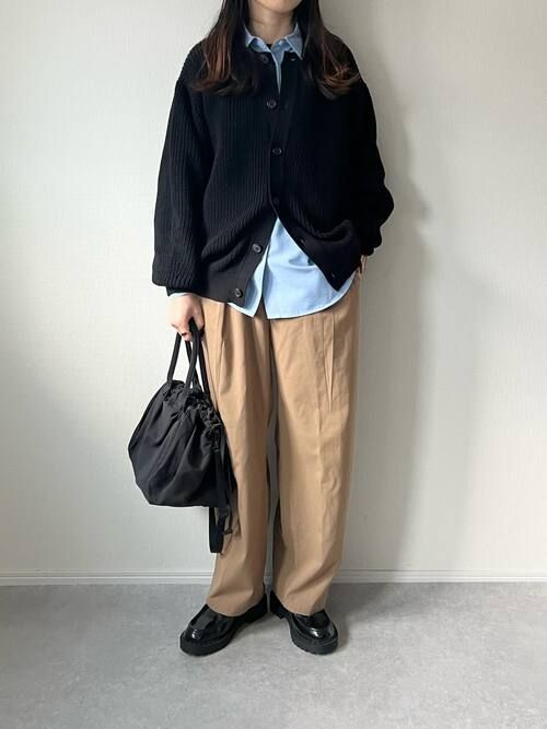 GUのブラックトップス6