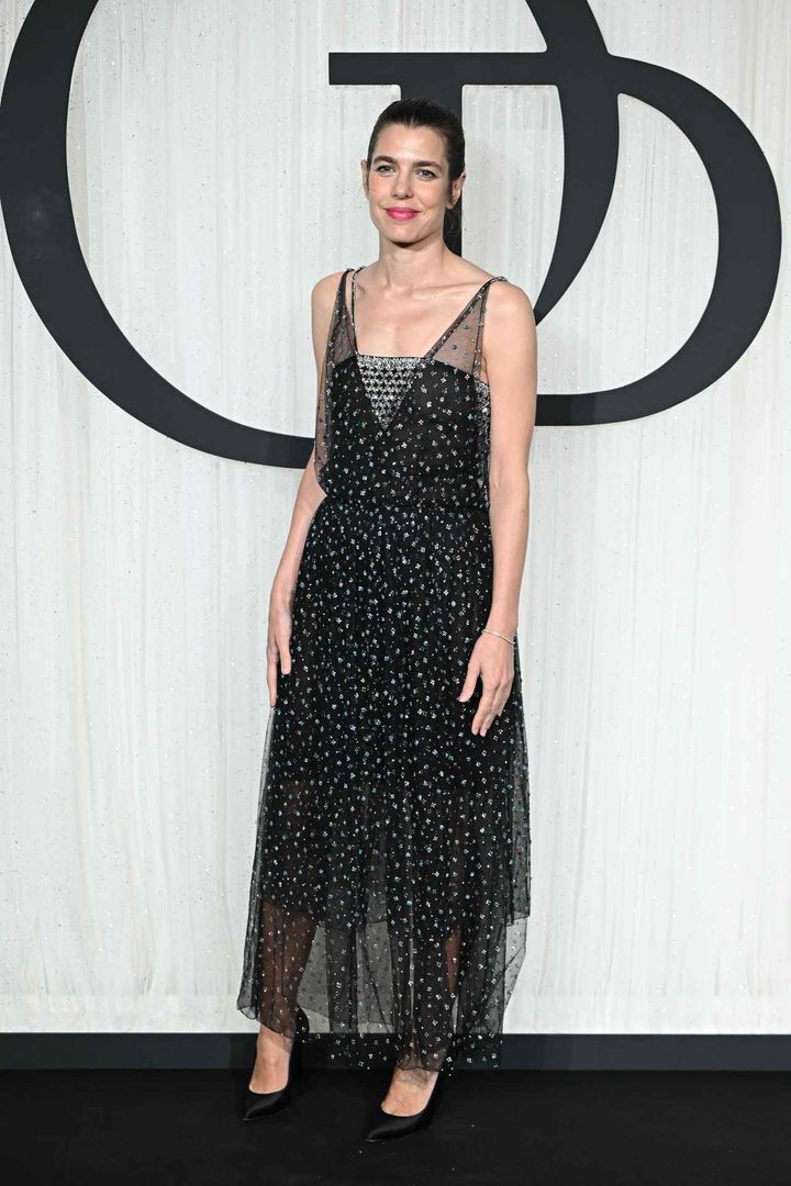 画像: 緻密なレイヤードで洗練を纏って