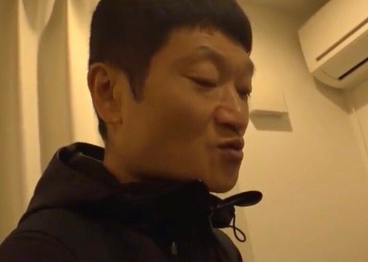 【写真・画像】節約芸人の自宅公開「お風呂にお湯をためるのは3日に1度」「子供におもちゃ買ったことない」 1枚目