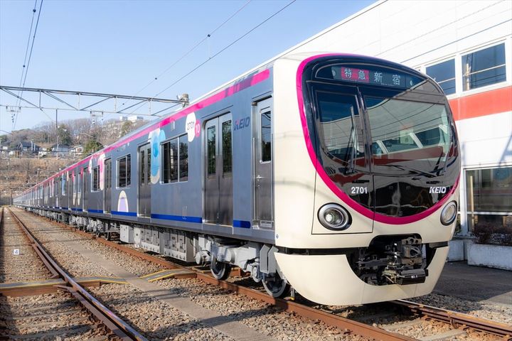 京王電鉄の新型通勤車両「2000系」