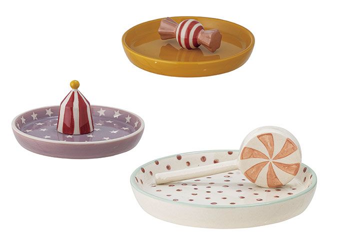 【収納インテリア】「ブルーミングヴィル トレイ」をインテリアのアクセントに！ 大事なものやおやつなどを置いて♪の画像1