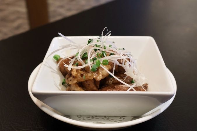 四川飯店 博多 スペアリブのトーチ蒸し