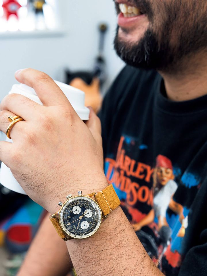 〈ブライトリング〉の「コスモノート」