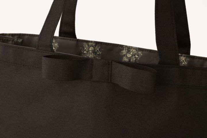 POINT② グログランのリボンが上品＆高見え