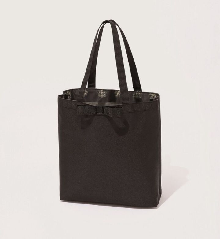 学校行事に、お仕事に、収納上手な上品トートバッグ