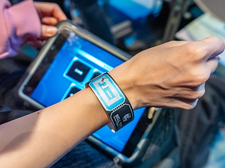 『名探偵コナン・ザ・エスケープ ～ハイウェイへの序幕（プロローグ）～』タブレット端末