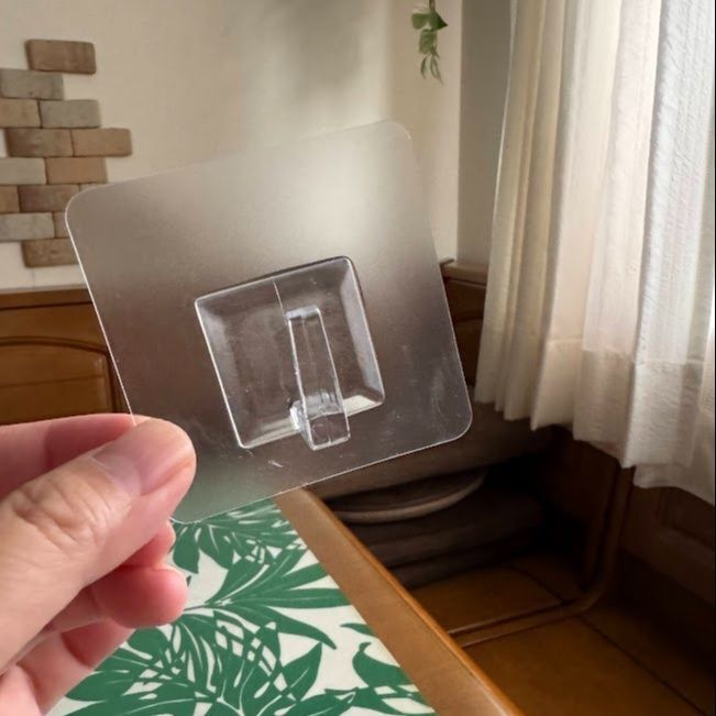 ごちゃつく充電コードを100均で整理整頓！