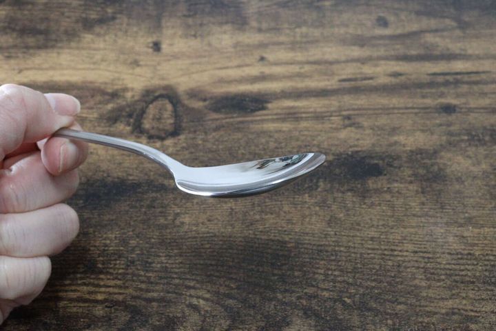 シンプルステンレススプーン＆お箸セット スプーンの形状