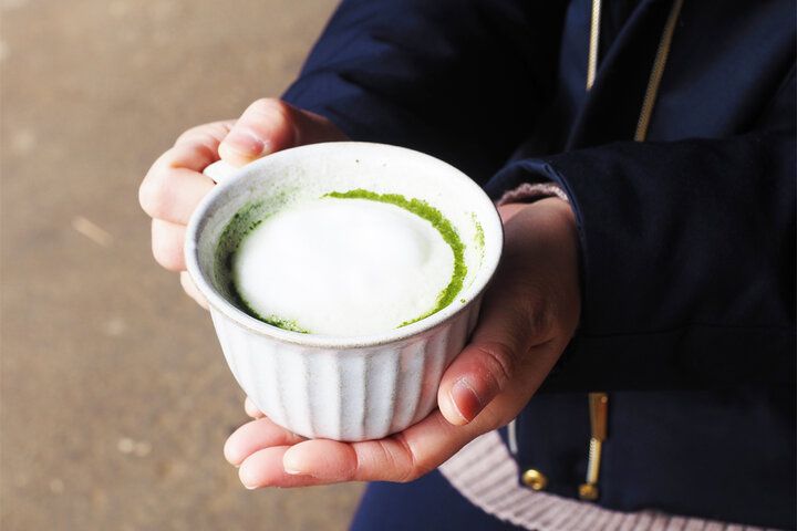 築300年の茅葺屋根の古民家でレトロなティータイム。足柄「あしがり郷瀬戸屋敷 café hacco」の発酵おやつに癒やされて