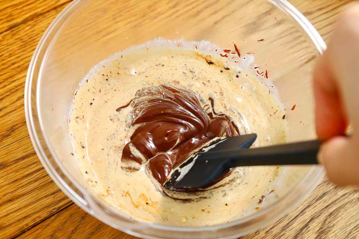 「ティラミス生チョコタルト」