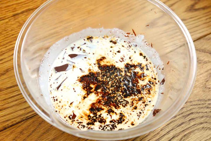 「ティラミス生チョコタルト」