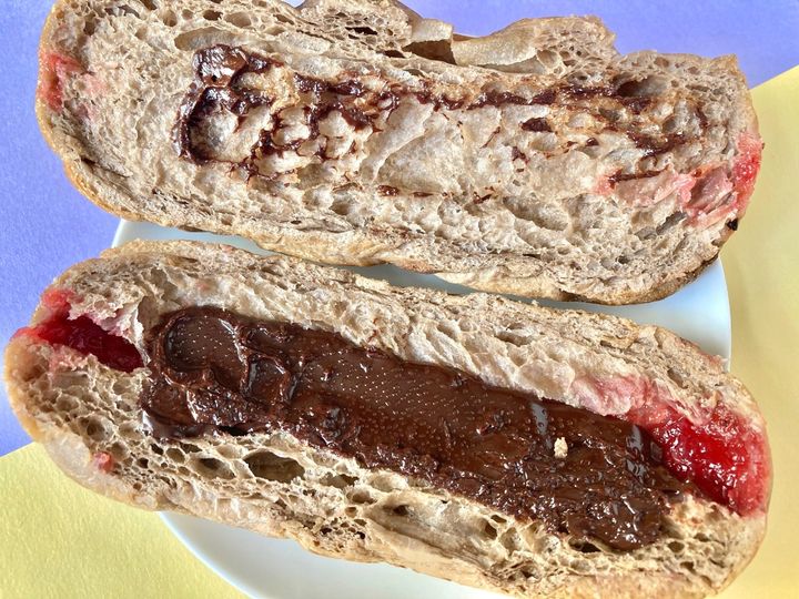 ラズベリーの甘酸っぱさがGOOD！【ファミマ】「ピエール マルコリーニ」監修の ショコラデニッシュ