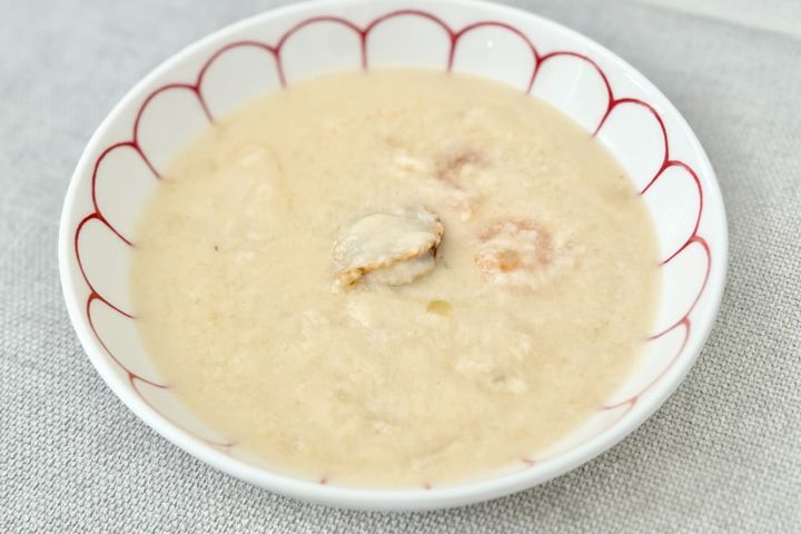 大きめサイズのホタテとエビ、みっけ！【ファミマ】のあったかシチュー