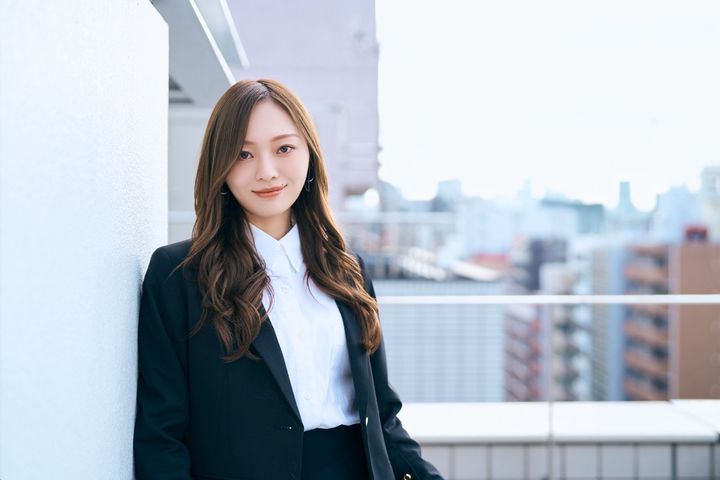 乃木坂46・梅澤美波、“キャプテン2年目”が最も苦しかった理由「メンバーに何を伝えればいいのか迷うことも」 width=