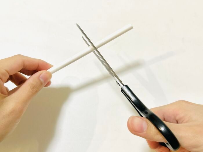 食べづらい『串だんご』を上手に食べる方法。こうすれば喉に刺さらず、口の周りもベタベタになりませんよ♪