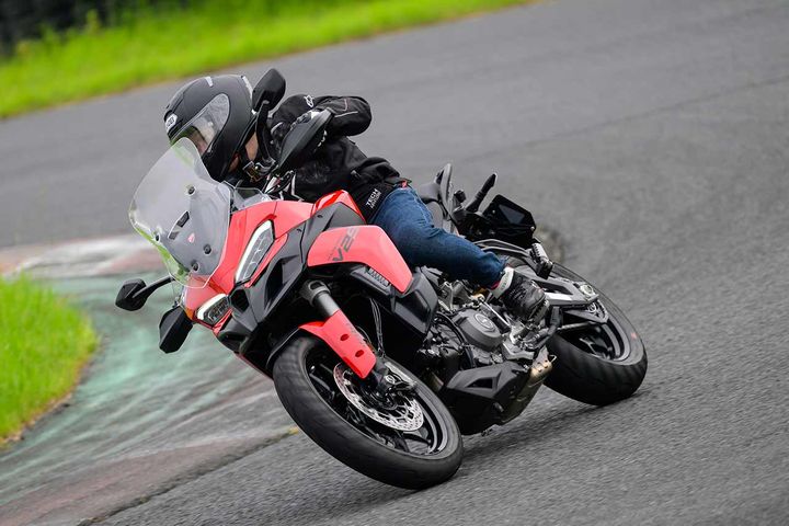 【ドゥカティ MULTISTRADA V2 S】サーキットでのファンライドも気負わず向き合える