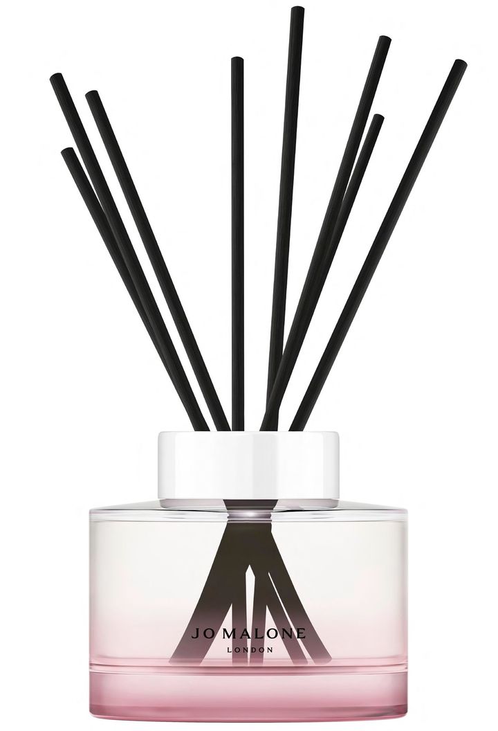 サクラ チェリー ブロッサム ディフューザー 165ml ￥17,930（2月6日より限定発売）