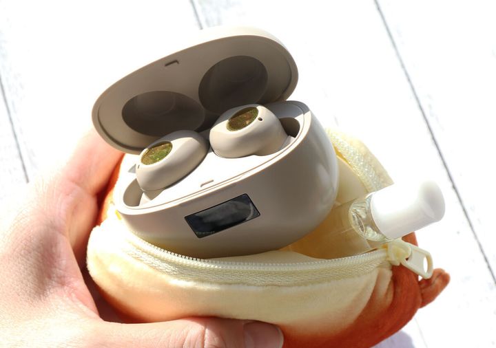 宝島社ムック付録のネオバターロールの妖精ネオバタくん ふわふわぬいぐるみポーチ＆ジップバッグBOOK4