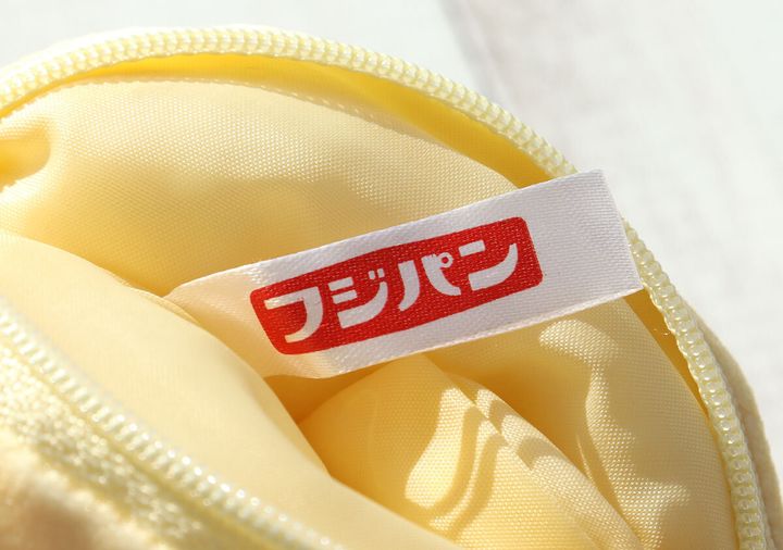 宝島社ムック付録のネオバターロールの妖精ネオバタくん ふわふわぬいぐるみポーチ＆ジップバッグBOOK3