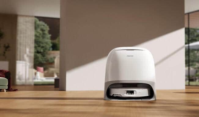 高い吸引力とモップの水拭きで徹底的に掃除 