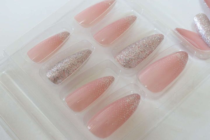 ネイルチップ アーモンド グラデーションラメ 12P デザイン