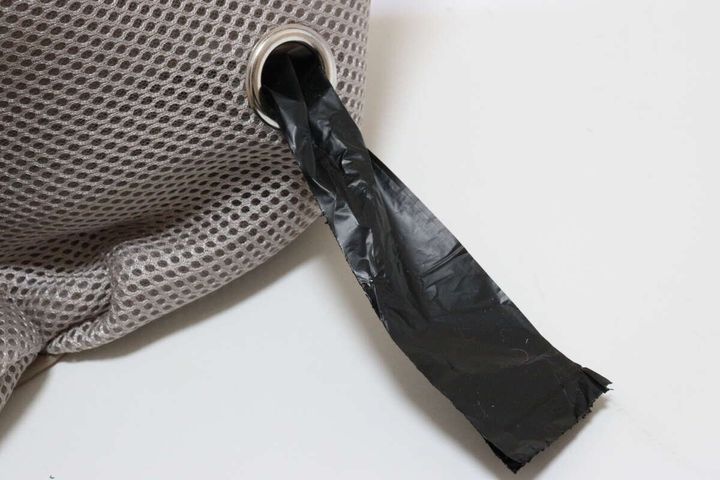 お散歩バッグ ゴミ袋用穴