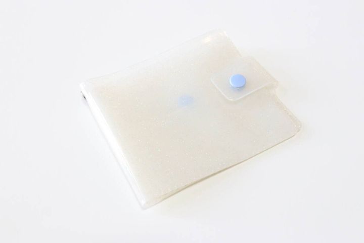 ダイソーのプチプラの折財布